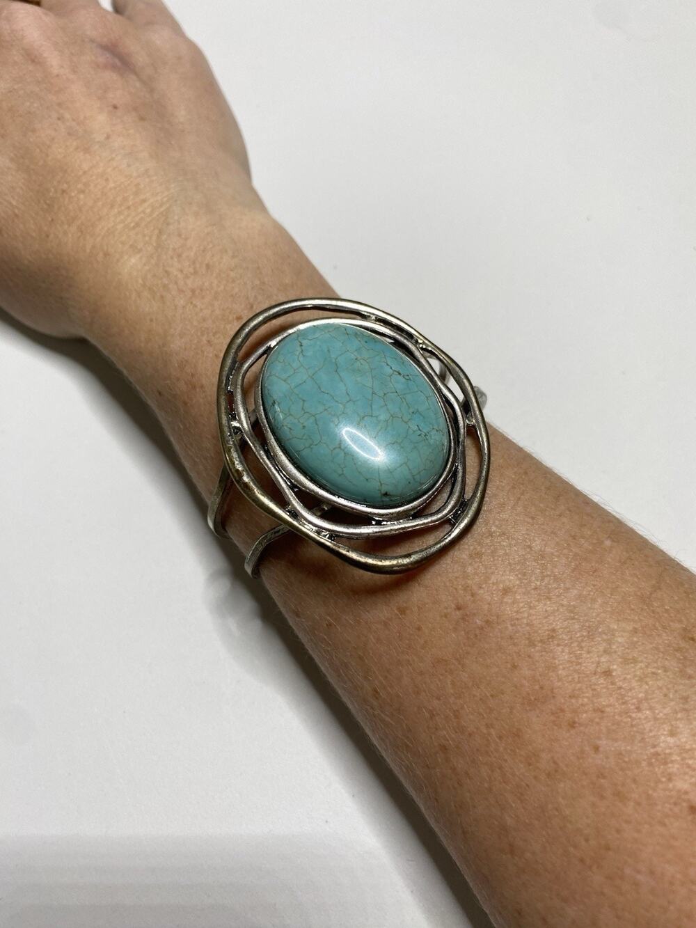 Boho Style Silver Tone Bracelet Large Turquoise style navajo native american